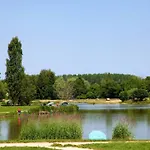 Onlycamp Le Champ D'ete Camping *