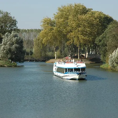 Onlycamp Le Champ D'ete Camping Reyssouze