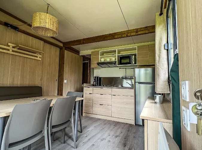Onlycamp Le Champ D'ete Campsite Reyssouze